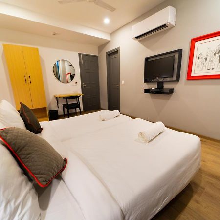 The Park Infinity Hotel Surat Bagian luar foto